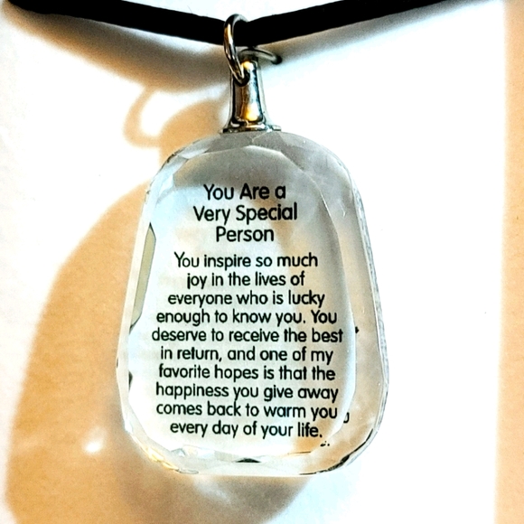 Gift necklace - Picture 1 of 3